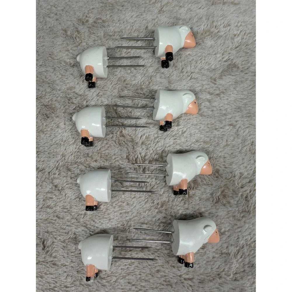Williams Sonoma Sheep Corn Holders Set of 4 Stainless Steel Prongs 2018 White